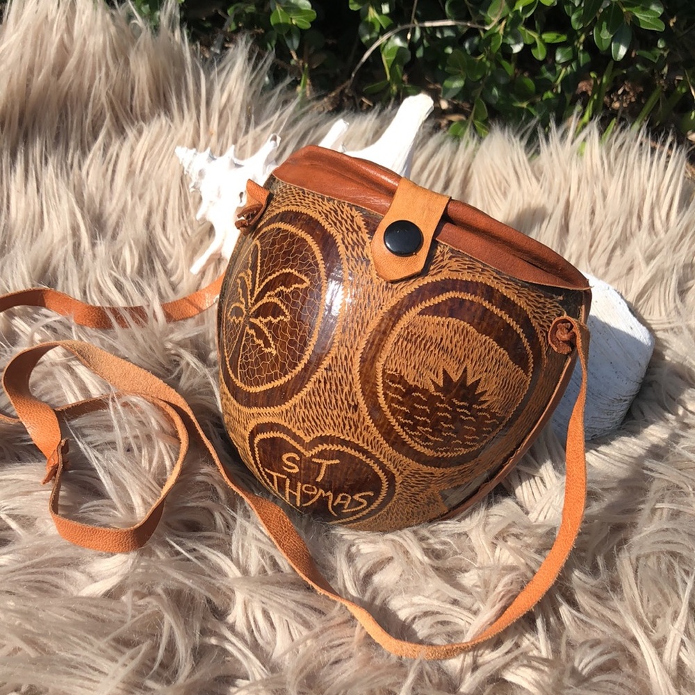 Vintage St Thomas Novelty Bag-Natural Material-Mini Size